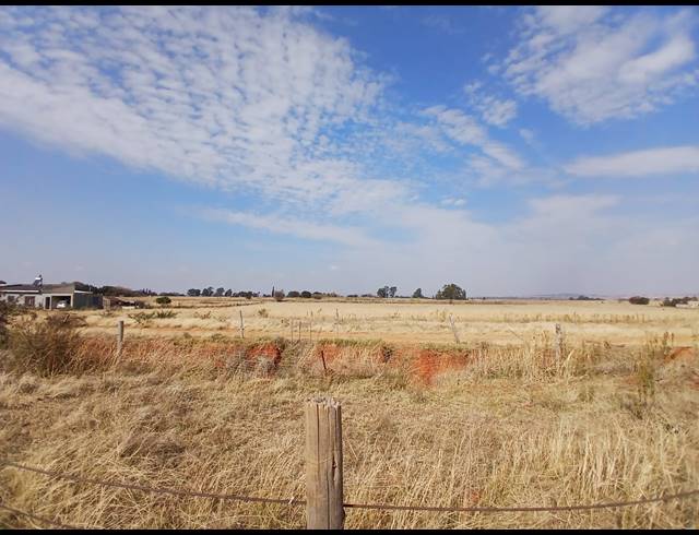 85,653M² SMALLHOLDING FOR SALE IN MOOILANDE